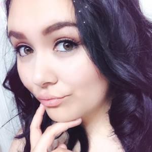 Meet your Posher, Brittney